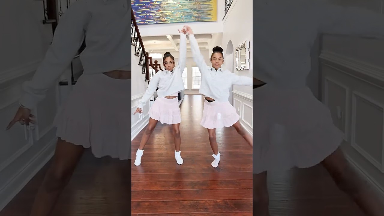 🎶 Boogie On Down 👯&zwj;♀️