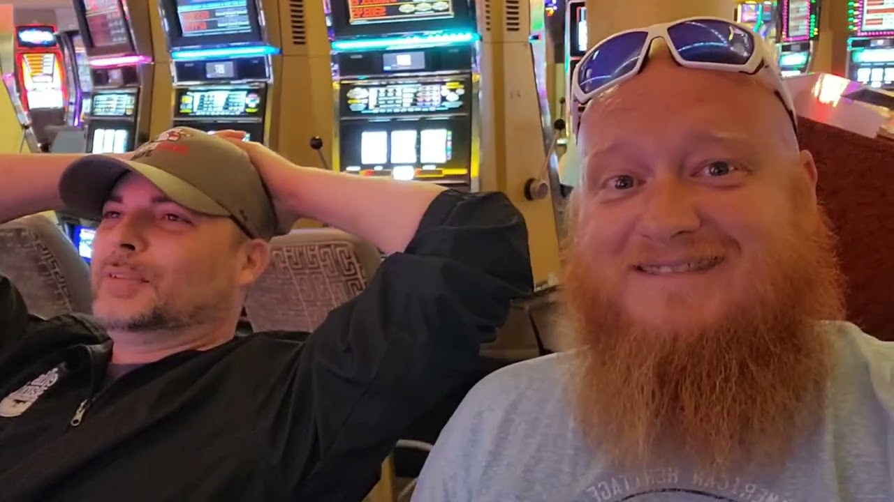 I broke the curse with my first hand pay in Las Vegas with @Jackpot Judo