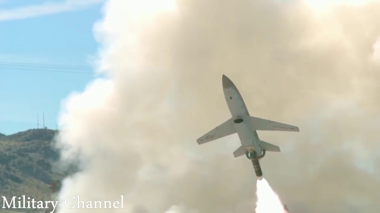 US Air Force Kratos UTAP 22 for NEW UAV TECHNOLOGY  Mako Jet powered Armed UAV