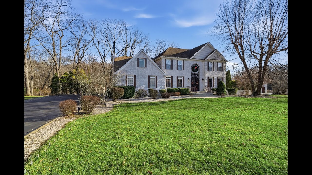 For Sale - 30 Carriage Way, Millstone Township, NJ 08510
