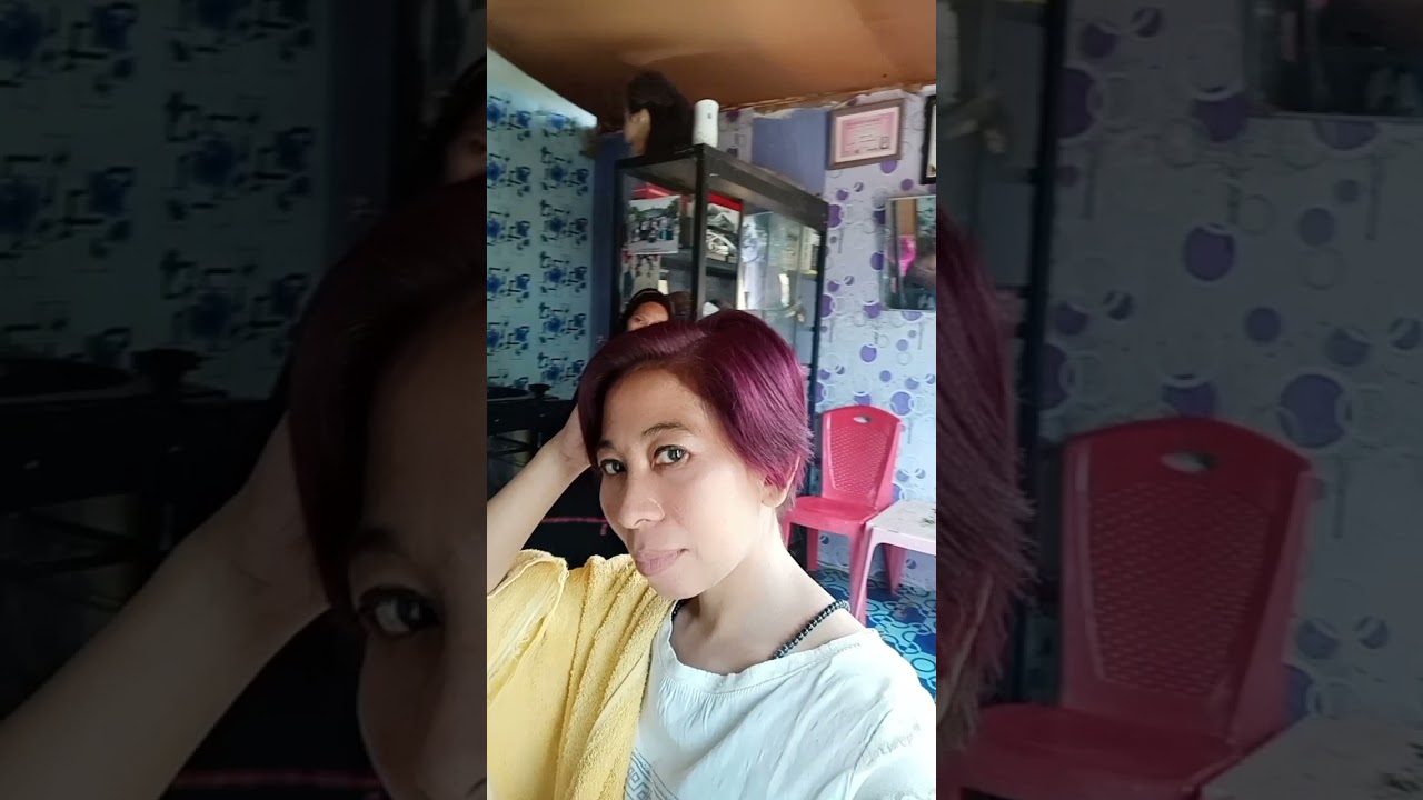 potong lebih pendek lagi