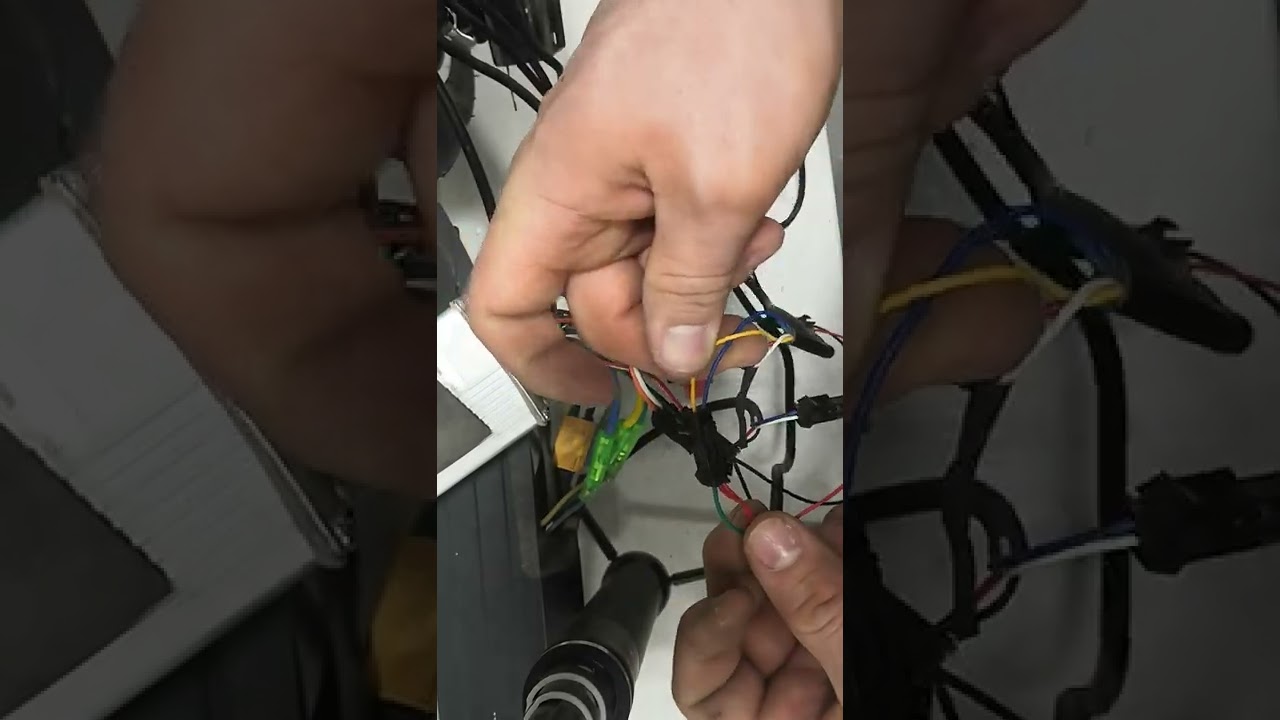 подключение проводки к контроллеру на электросамокате  Carmega Raven
