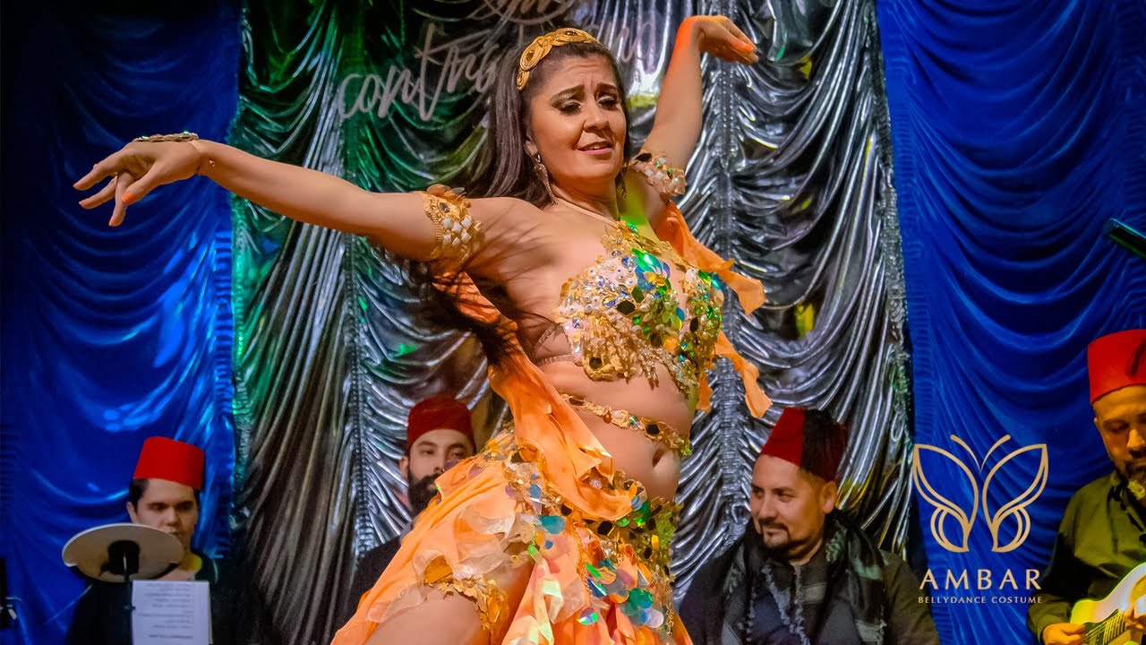 Ambar junto a la Orquesta Oriente / Set el Hosen