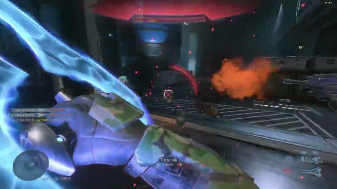 Halo Infinite -  Gameplay - Team Slayer - Picking up the energy sword