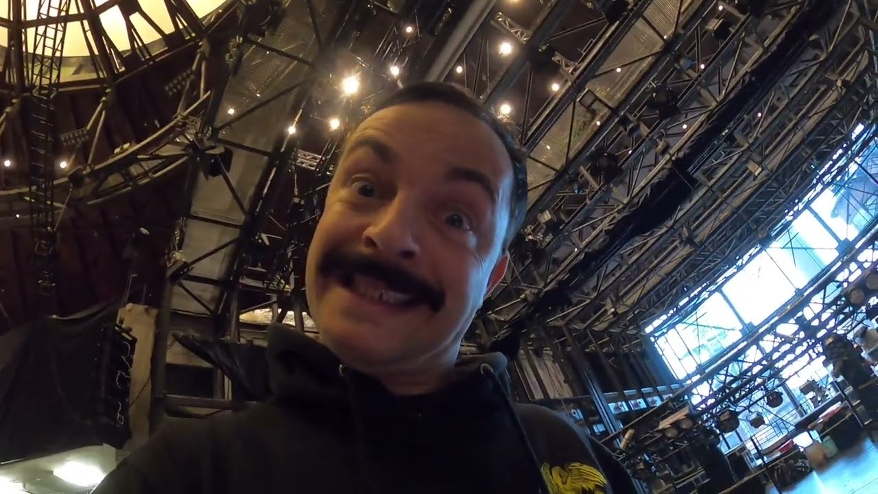 VLOG: QUEENSHOW live in Ostrava (Gong) - 22/11/2025