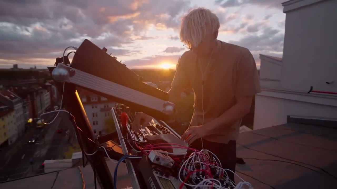 FABIAN LAUTE live | Sunset Rooftop Session | Summer 2022 | 1 Hour Live Techno Set