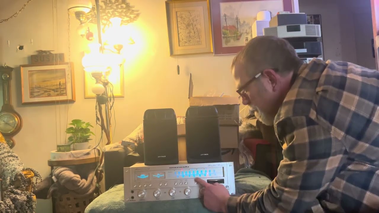 Susanes-0 EBay Video