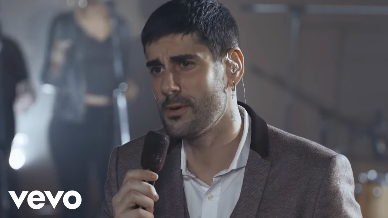 Melendi - M&iacute;rame (Ac&uacute;stico)