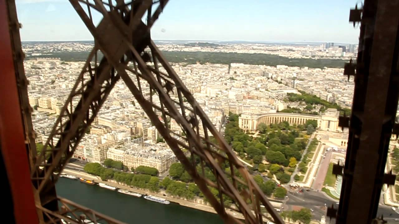 tour Eiffel, ascenseur 2 ème au 3 eme étage