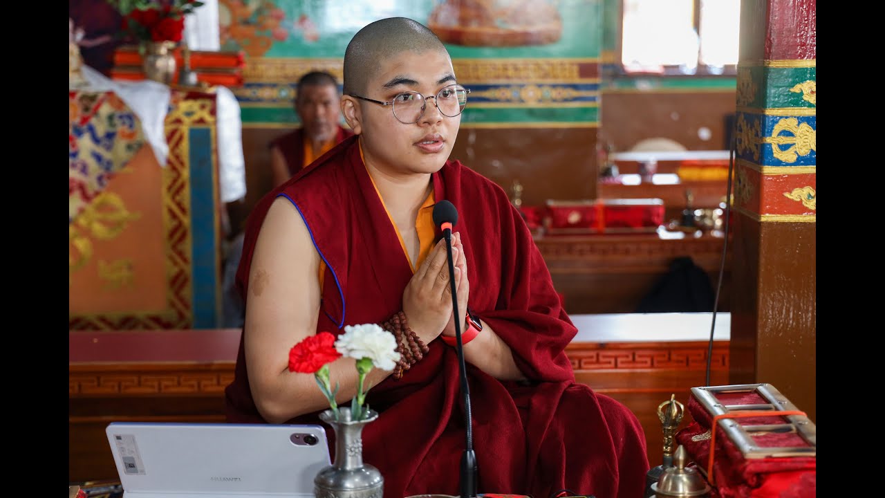 Loponma Dolma Lhadon on the Meaning and Practice of Prostration