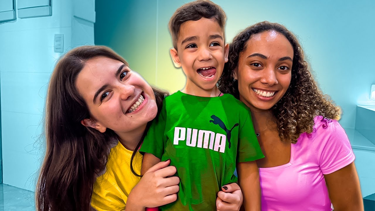MINHAS AMIGAS YOUTUBERS CONHECENDO MEU IRMÃOZINHO DEPOIS DE 3 ANOS!!!
