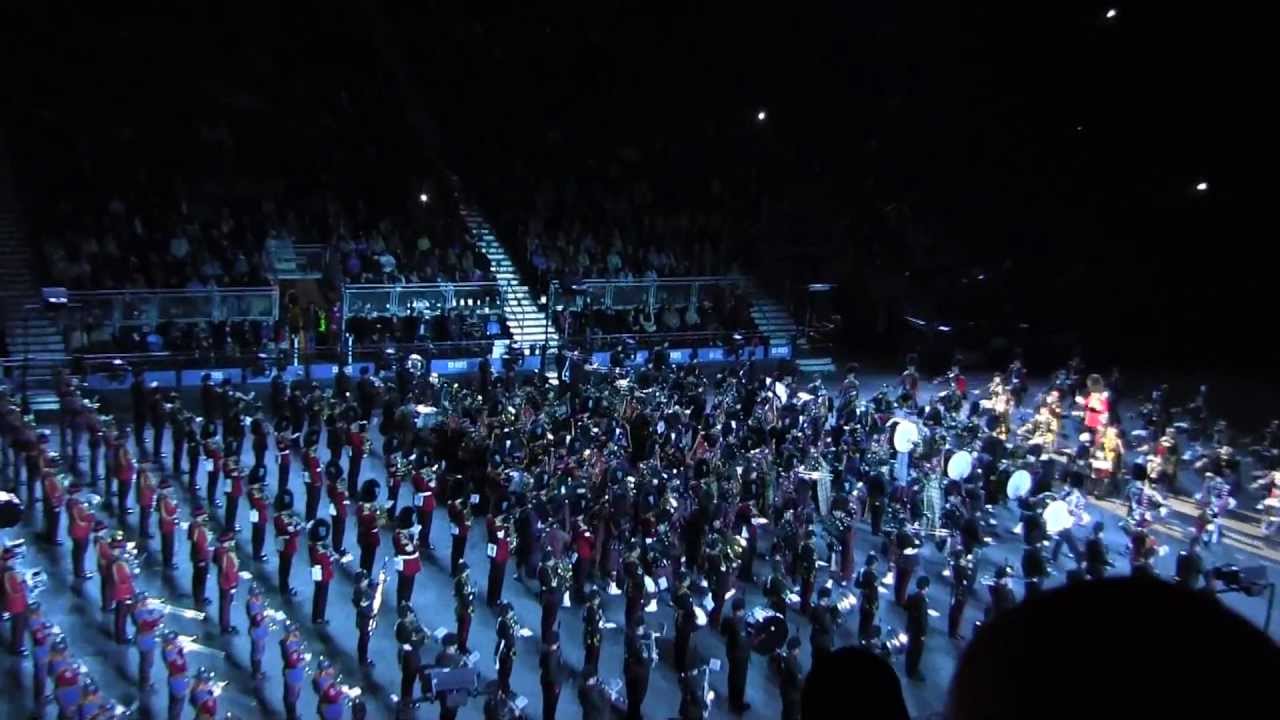 Edinburgh Tattoo 2013 - Wild Mountain Thyme
