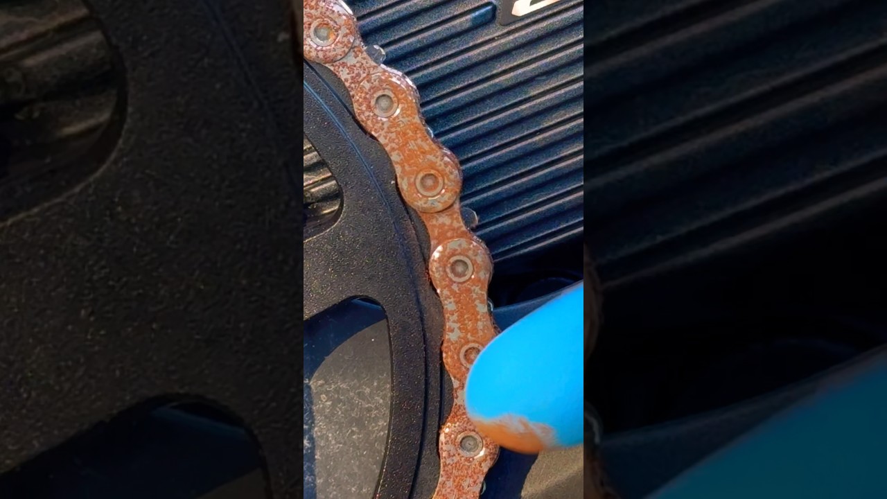Remember to always clean your bicycle chain after a wet ride! #rust #cleaning #fix #mtb #cycle #bike
