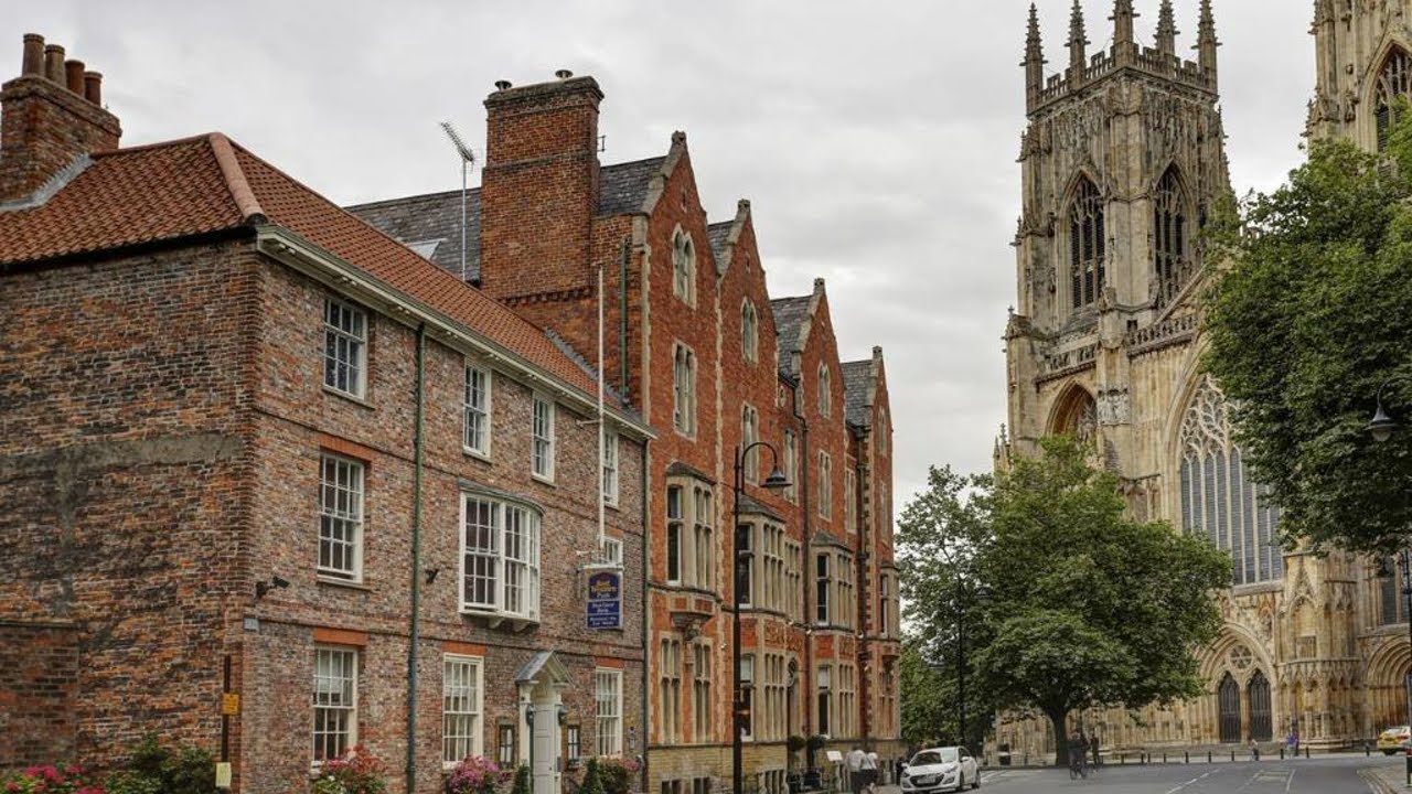 [HotelATG] Review The Dean Court