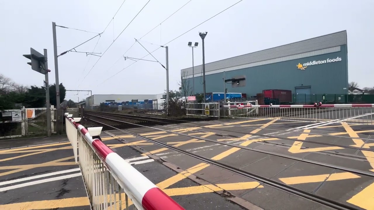 Noose Lane Level Crossing (West Mids)