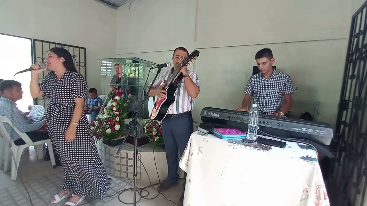 GRUPO FORTALEZA / En la República del Salvador