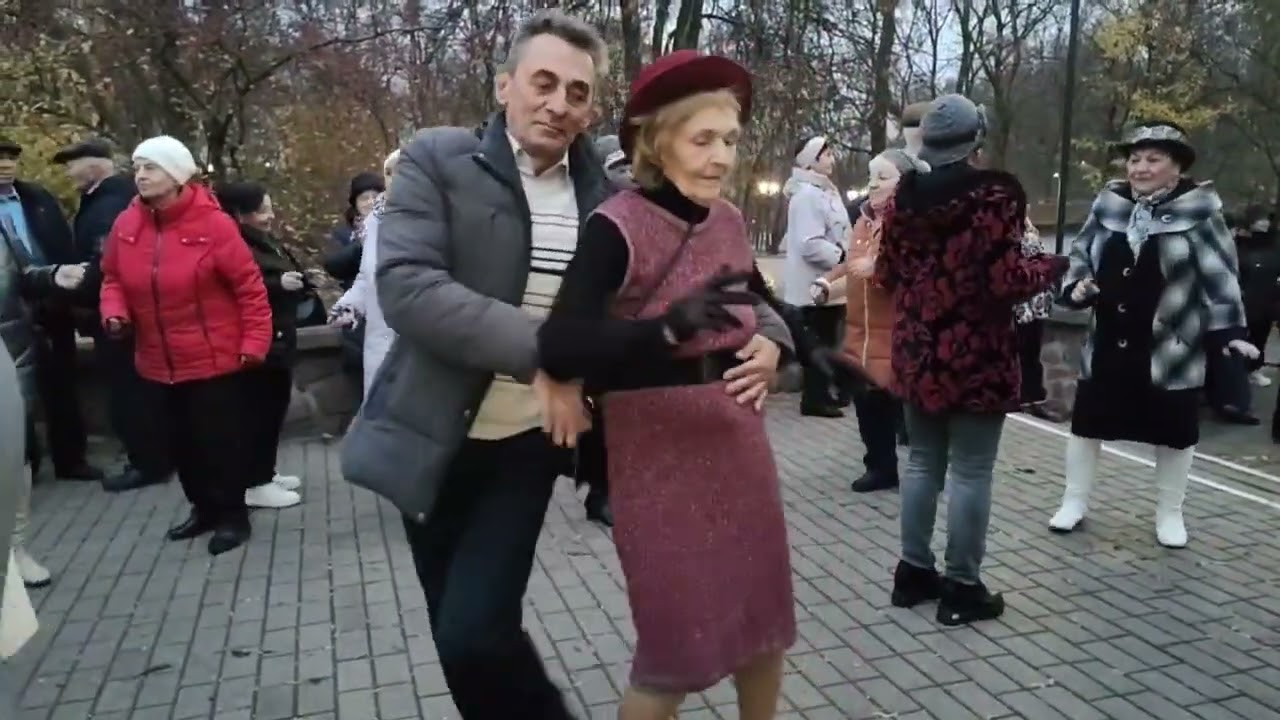 С тобой вдвоём........02.11.25 Гомель парк Луначарского 🥰