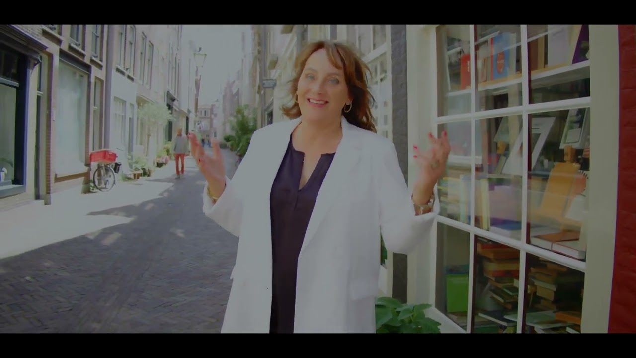 Hermien - Ik heb alleen nog maar die foto | Offici&euml;le Videoclip