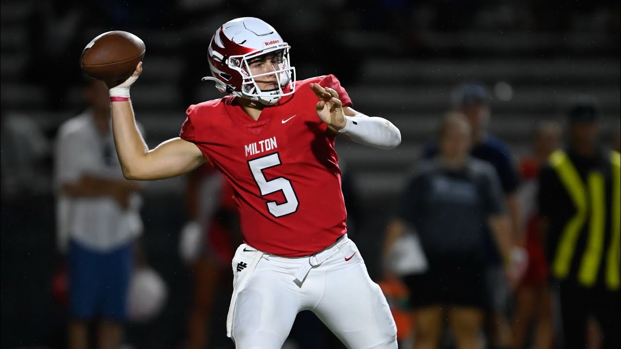 Plays from Miami 2025 QB commit Luke Nickel in win over local program American Heritage