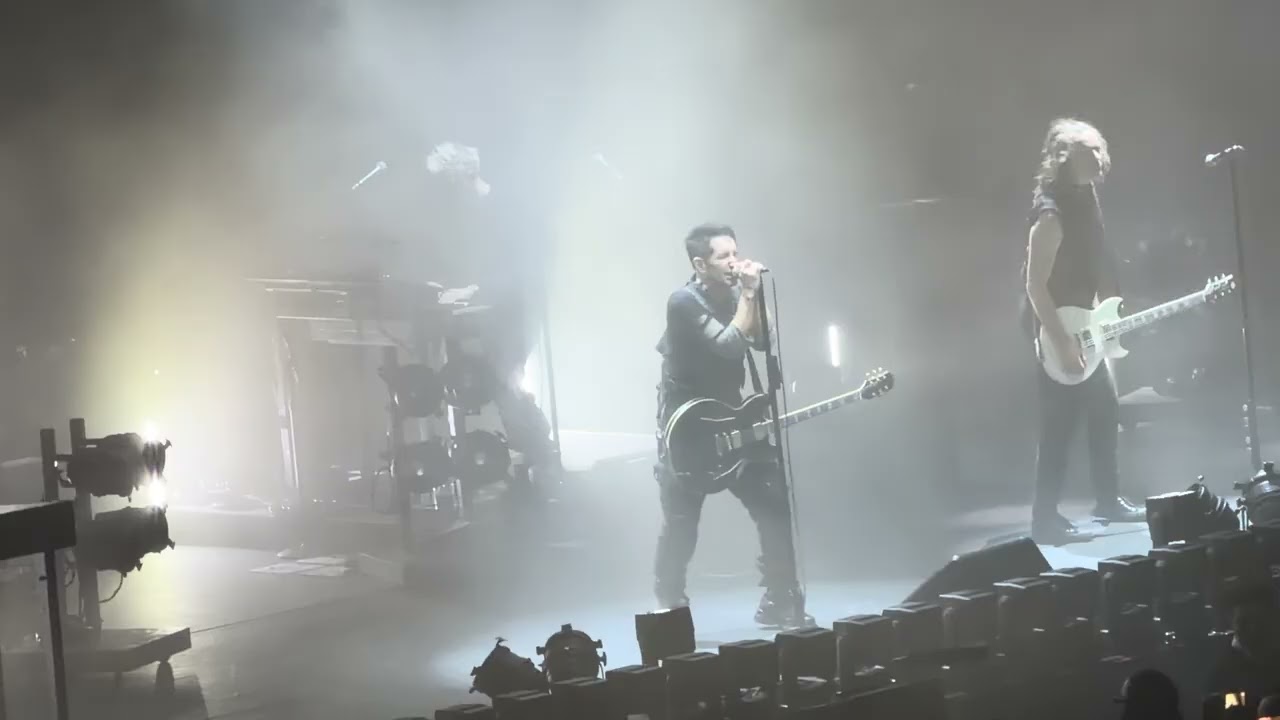 Nine Inch Nails - Peel It Back Tour - San Francisco - 03.15.26 - 20 - Head Like A Hole