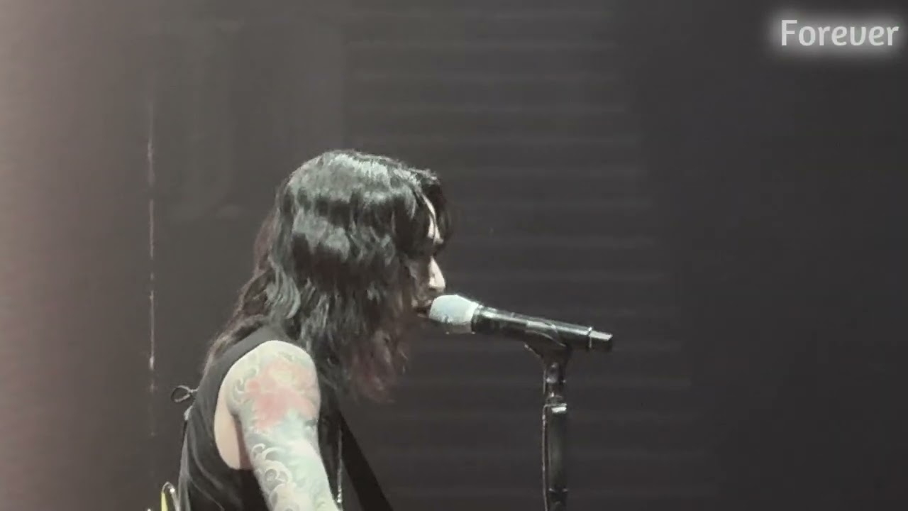 drunk & Forever ( lyrics )【keshi：REQUIEM TOUR IN TAIPEI】