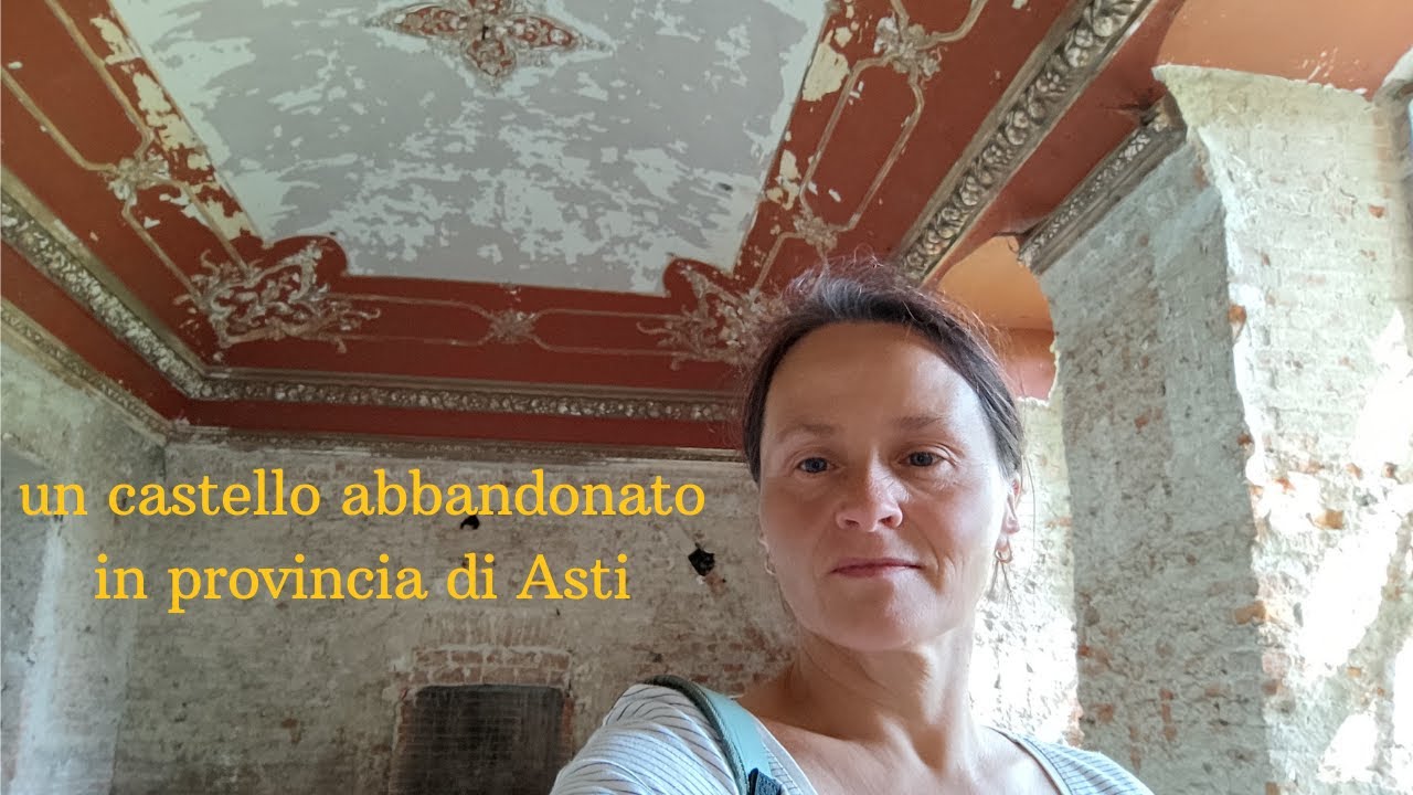 Un castello abbandonato in provincia di Asti