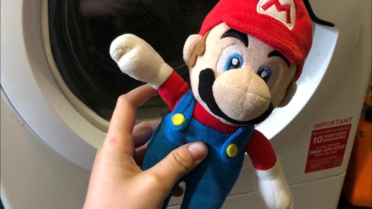 Mario Goes in the washing machine!