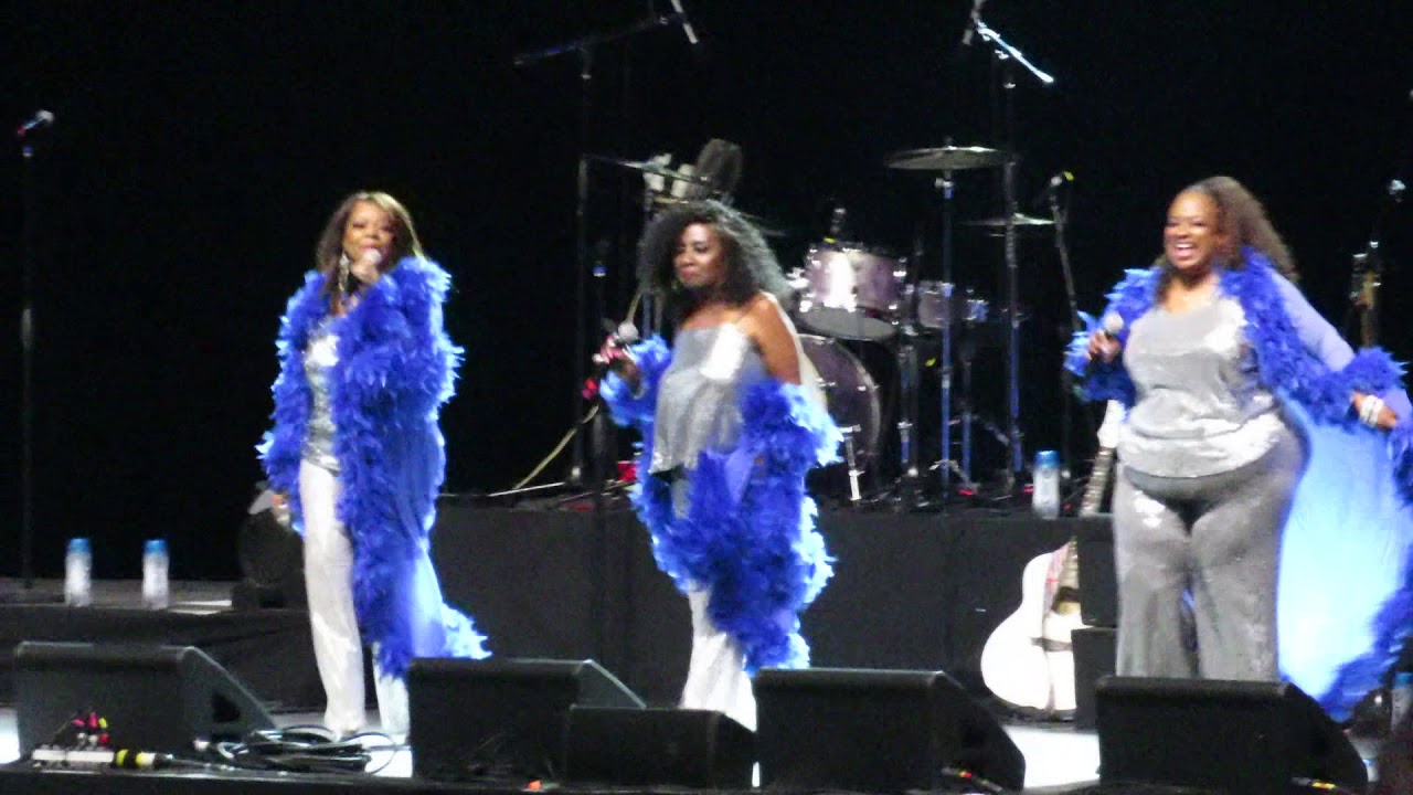 Musique performs their disco hit PUSH IN THE BUSH (Complete) 7-20-19 Brooklyn NY Coney Island