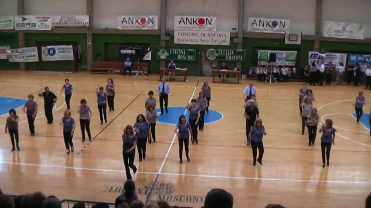 SAGGIO BALLO UNITRE  2010 - meneito di Paola C.
