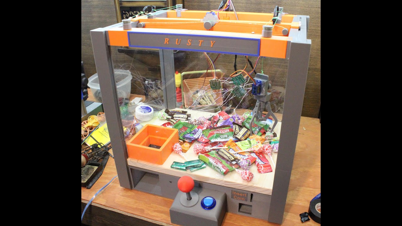 3D Printed Claw Machine!