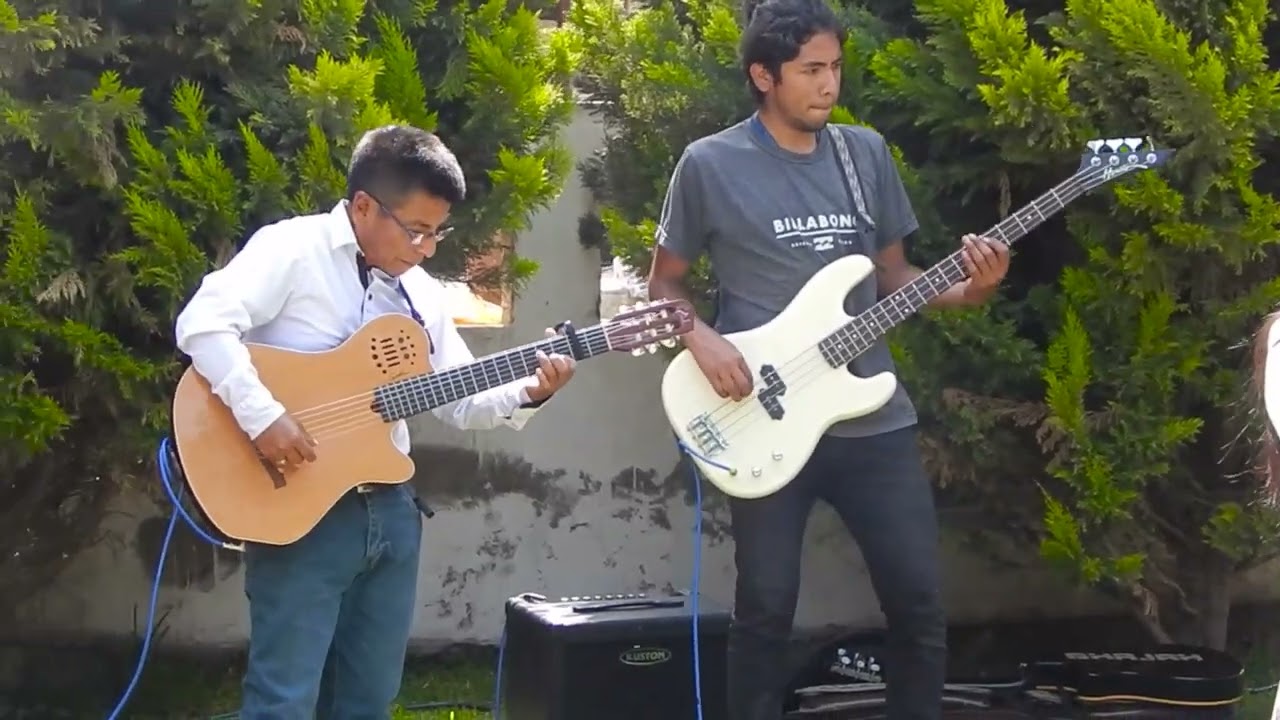 Que mas puedo ofrecerte ..shajah en vivo.