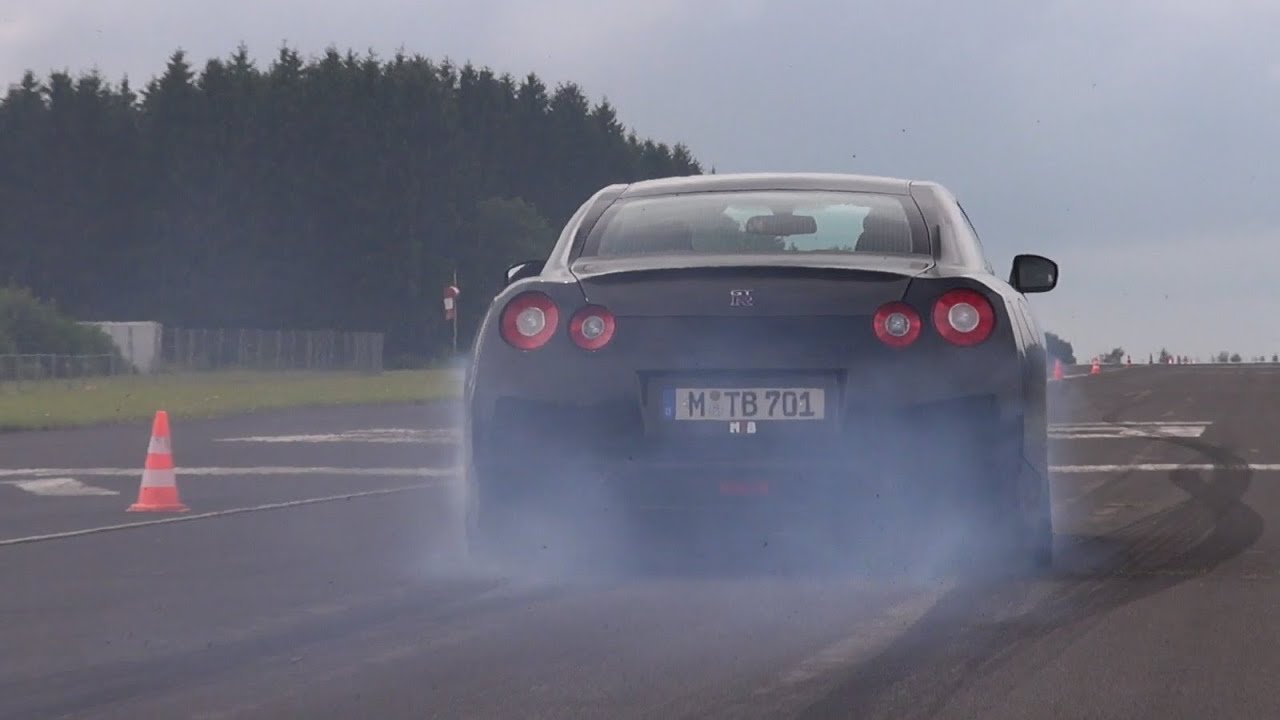 EPIC Launch Control in a 1000HP Nissan R35 GTR MTB Godzilla
