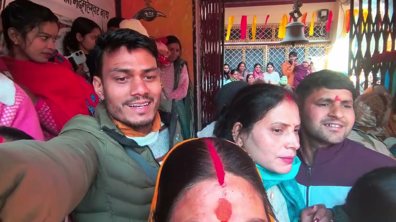 अगस्त्य मुनि महाराज 🙏 आए 15 साल बाद बाहर।। 4 घंटे से रुके रहे गेट के बाहर डोली।।😱