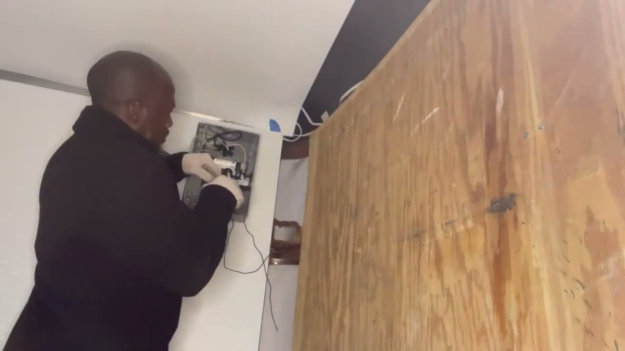 Eletrical install on food truck