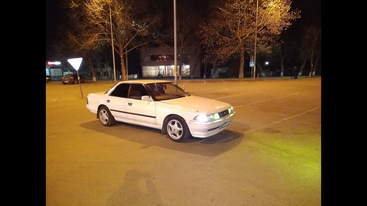 Toyota Mark 2 Gx 81 вместо Jdm'ной кресты