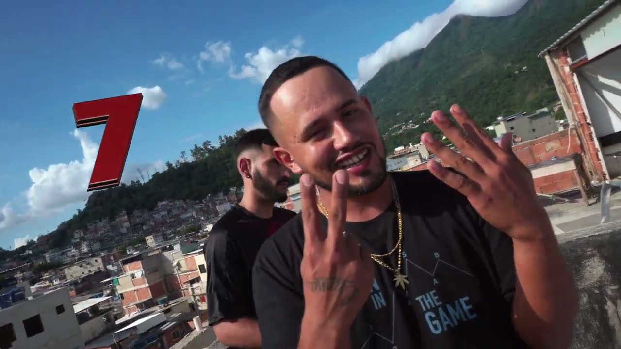 Futilidade - A.K.A CAMALE&Atilde;O, DiMaranha.