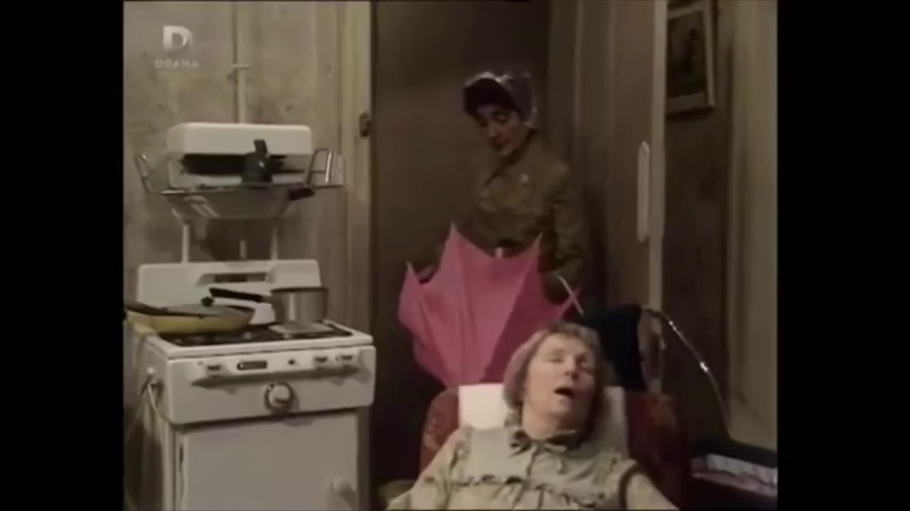 EastEnders - Ethel Skinner Slaps Dot Cotton (2nd July 1987)