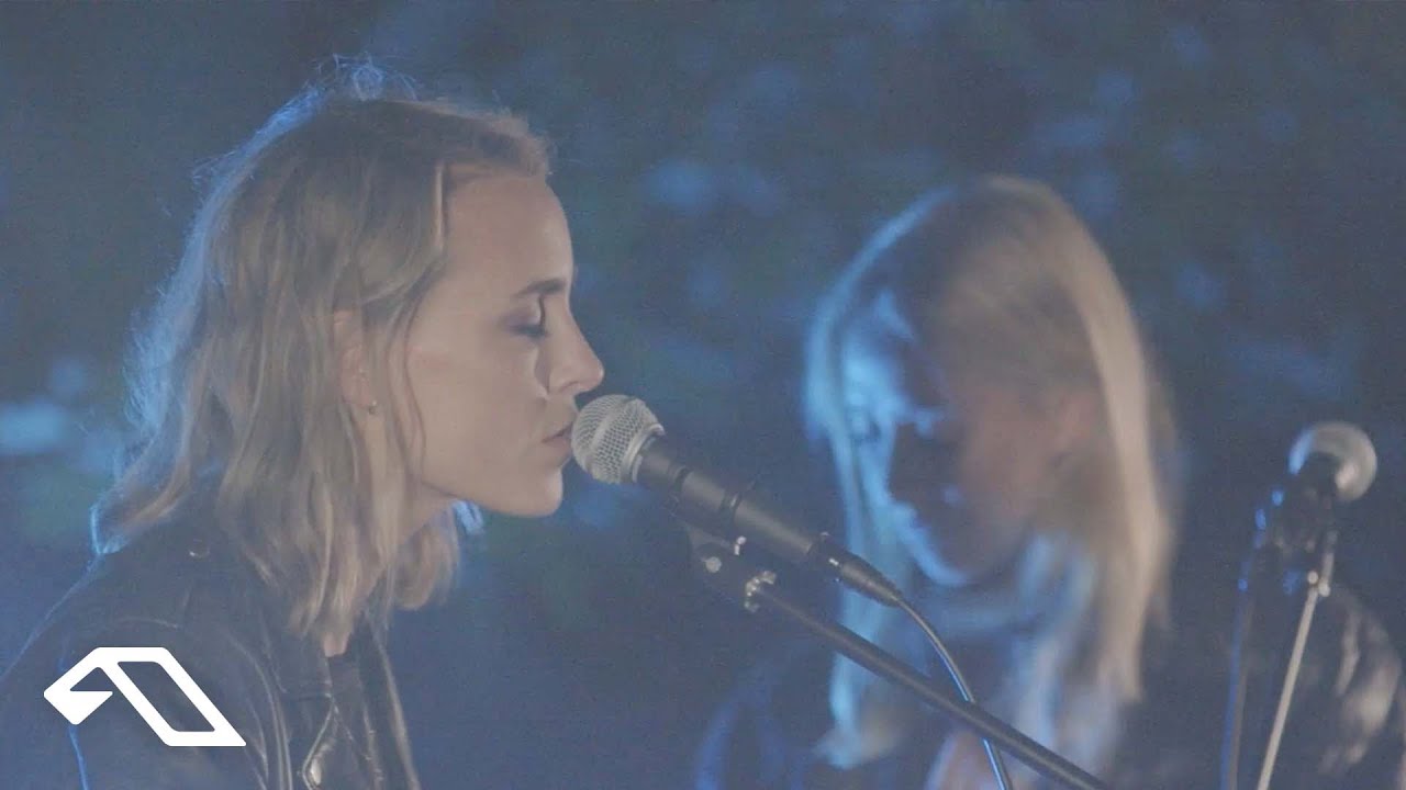 Eli & Fur - Come Back Around (Club Mix) [Live]