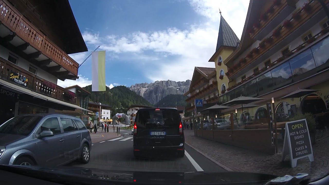 Driving from Santa Cristina Valgardena to plan de gralba | Dolomiti | Alto Adige | Italy