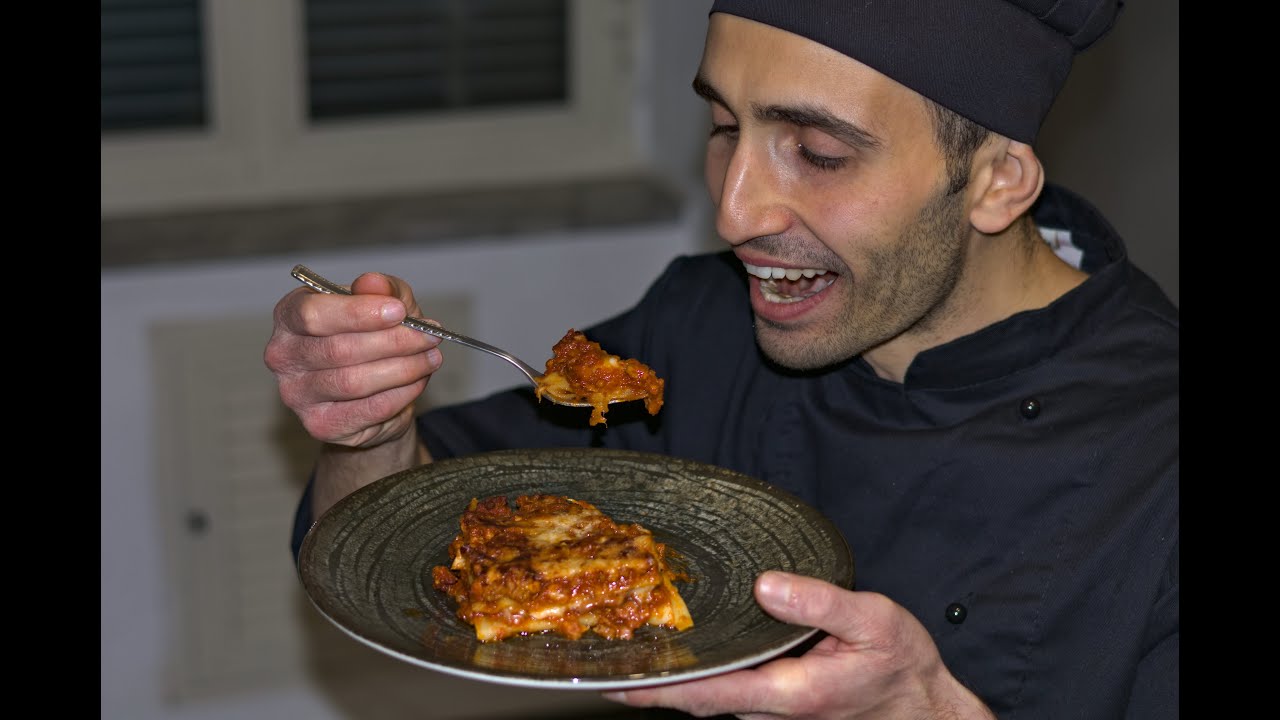 Sai fare davvero la vera lasagna? Lasagne alla bolognese , pranzo per la domenica e per le festività