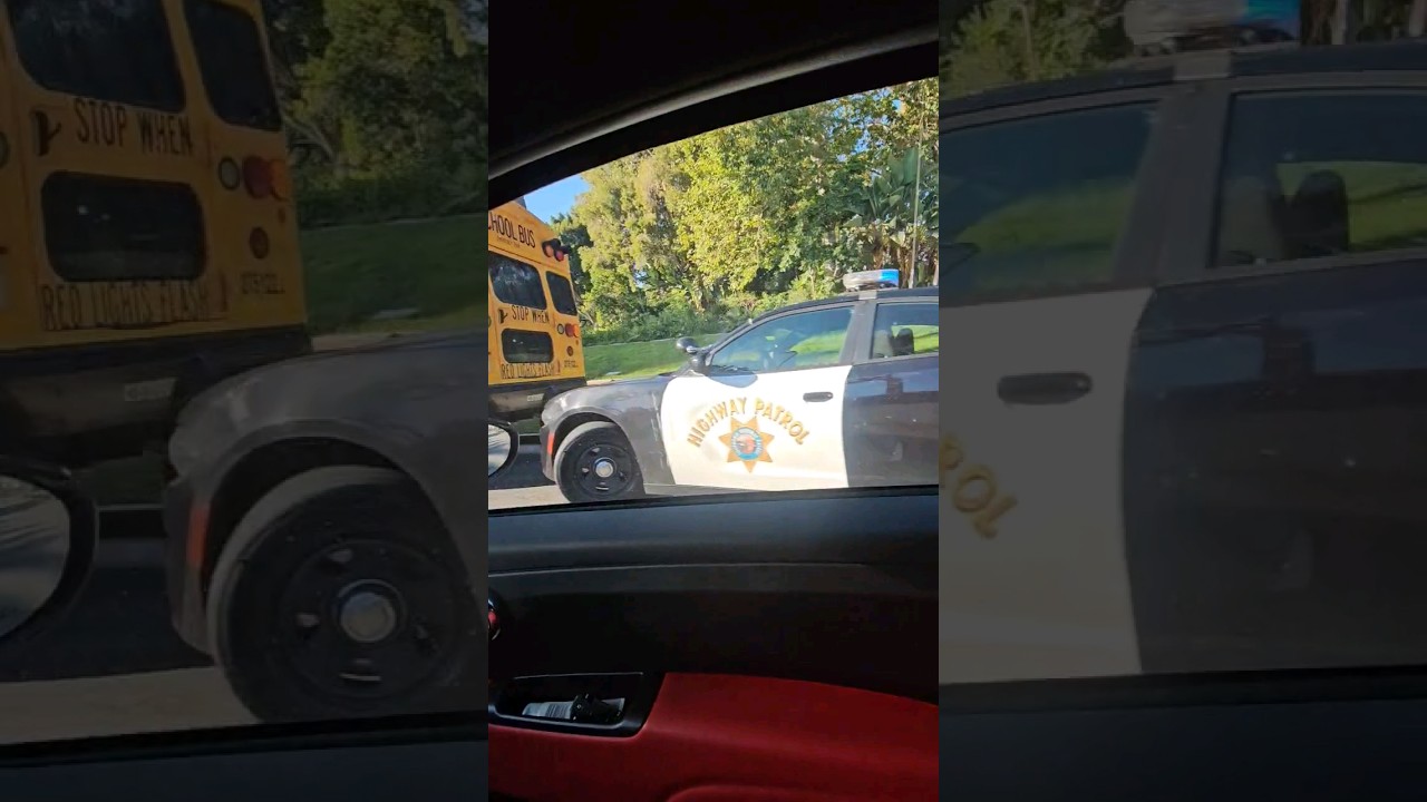 HPD Pulls Over School Bus!?!?! #police #crime #school #fieldtrip #cars #bus