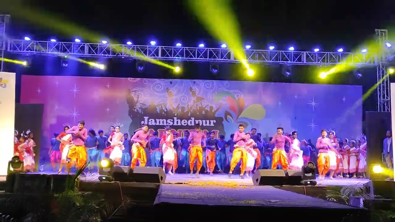 Jharkhandi group dance performance || JAMSHEDPUR CARNIVAL || 