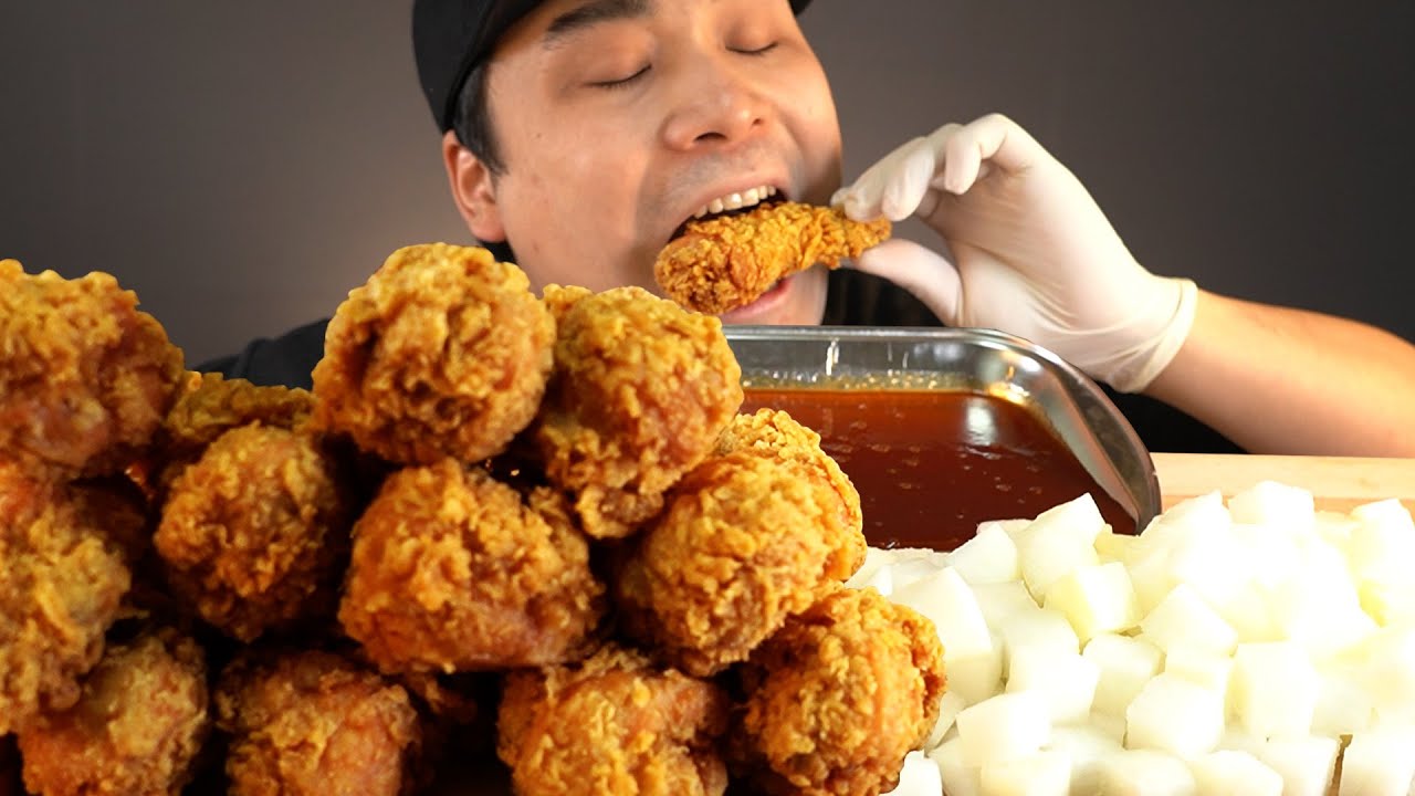 바삭한 소리가 끝내주는 황금올리브닭다리 먹방~!!  리얼사운드 ASMR social eating Mukbang(Eating Show)