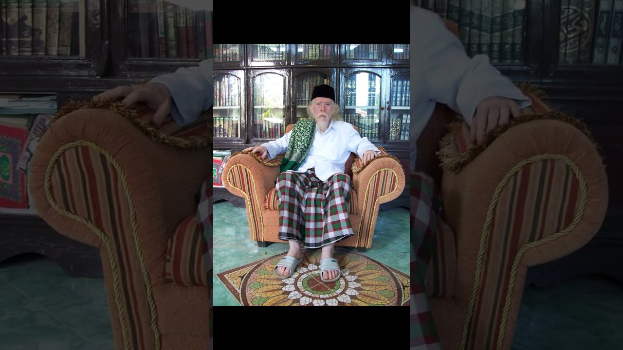 Ulama Nusantara || Profil KH. Ushfuri Anshor