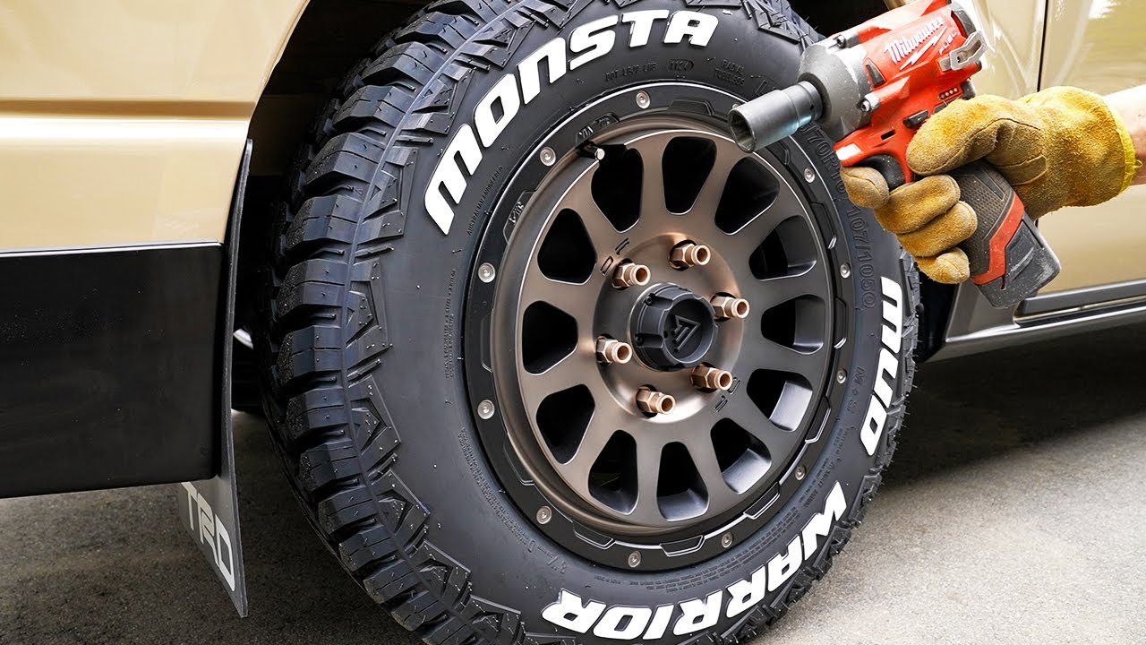 新型ハイエースにマッドタイヤを装着せよ！