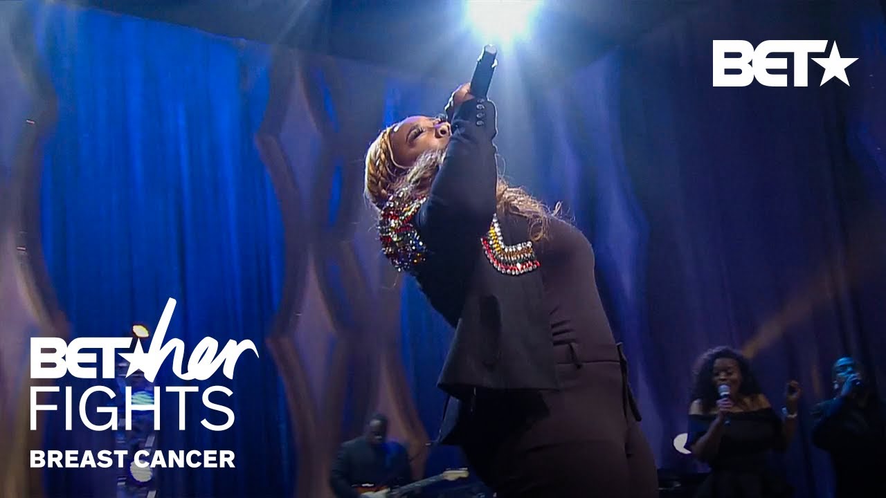 Jekalyn Carr Lifts Up The Crowd With 