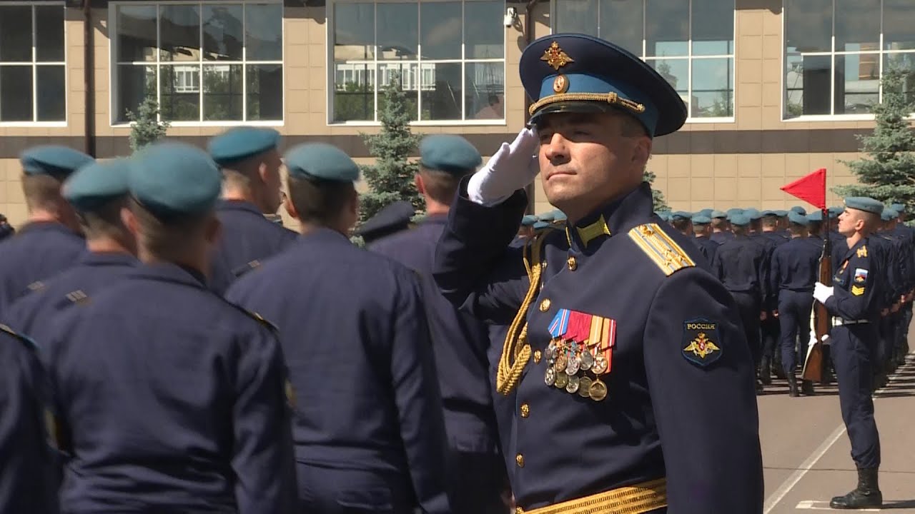 Георгиевское знамя передали новому начальнику РВВДКУ