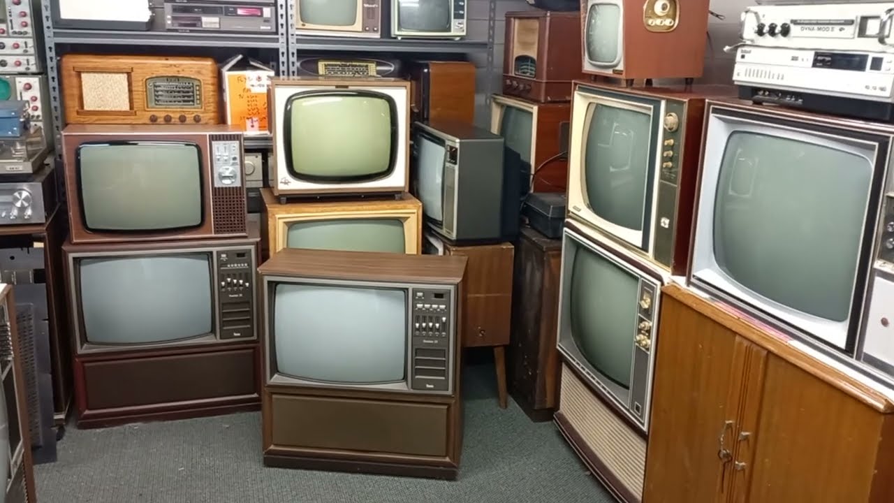 A new space for the vintage TV collection & the Thorn TX574 (3000/3500) Part 1 of....