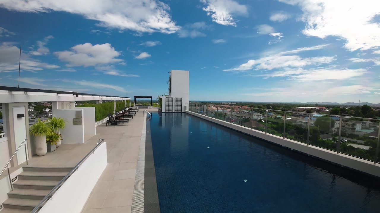 BIZ RATE BUT A LUXURY FEEL! - Kantary Hotel, Ban Chang, Rayong, Thailand