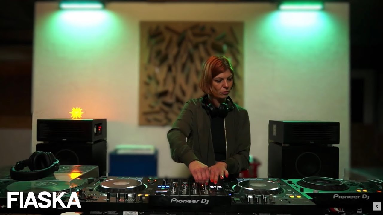 FIASKA - HYPNOTIC RAW TECHNO DJ SET - BERLIN - SPHYNXCAST IV EPISODE V - NOMADGROOVE SHOWCASE